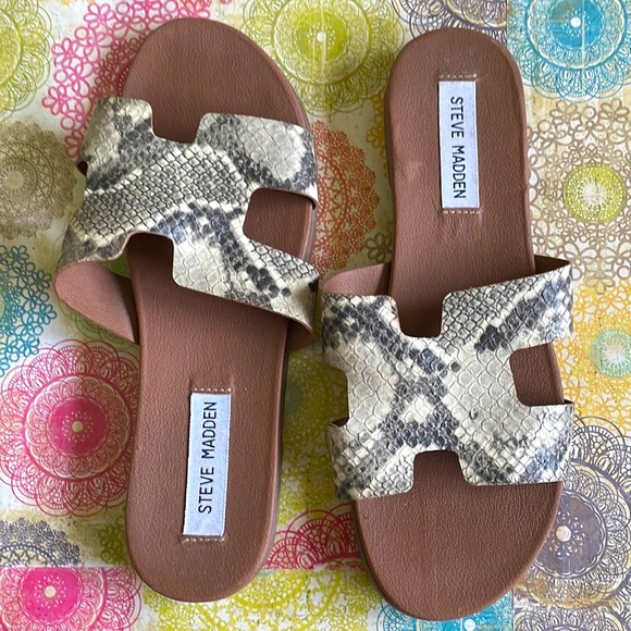 Steve Madden Shoes - Dope Steve Madden Sandals